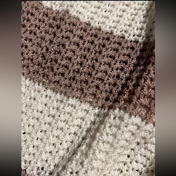 BiBi Boutique Knit Sweater Top - Picture 3 of 4